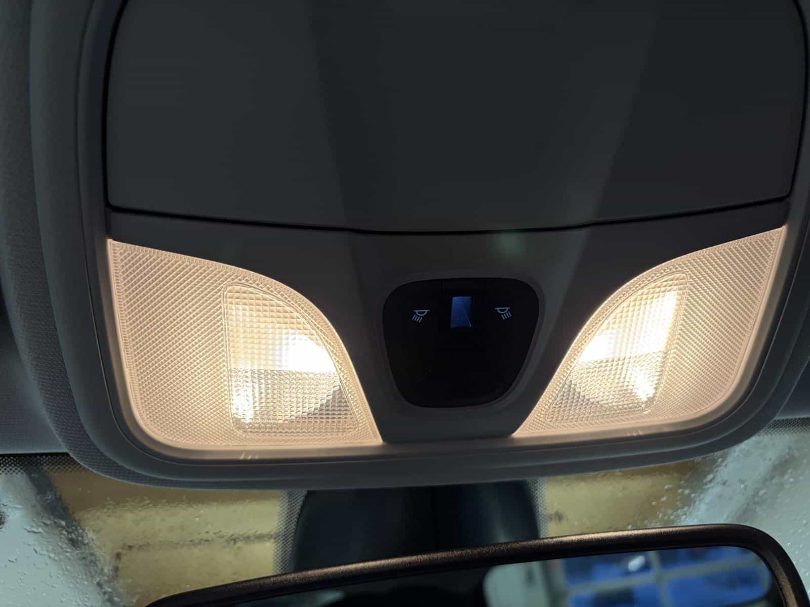 2019 Jeep Cherokee North - Image 21