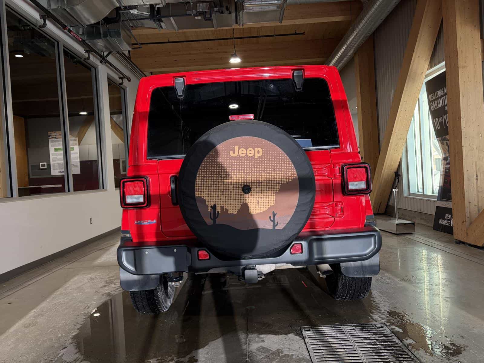 2021 Jeep Wrangler Unlimited Sahara - Image 9