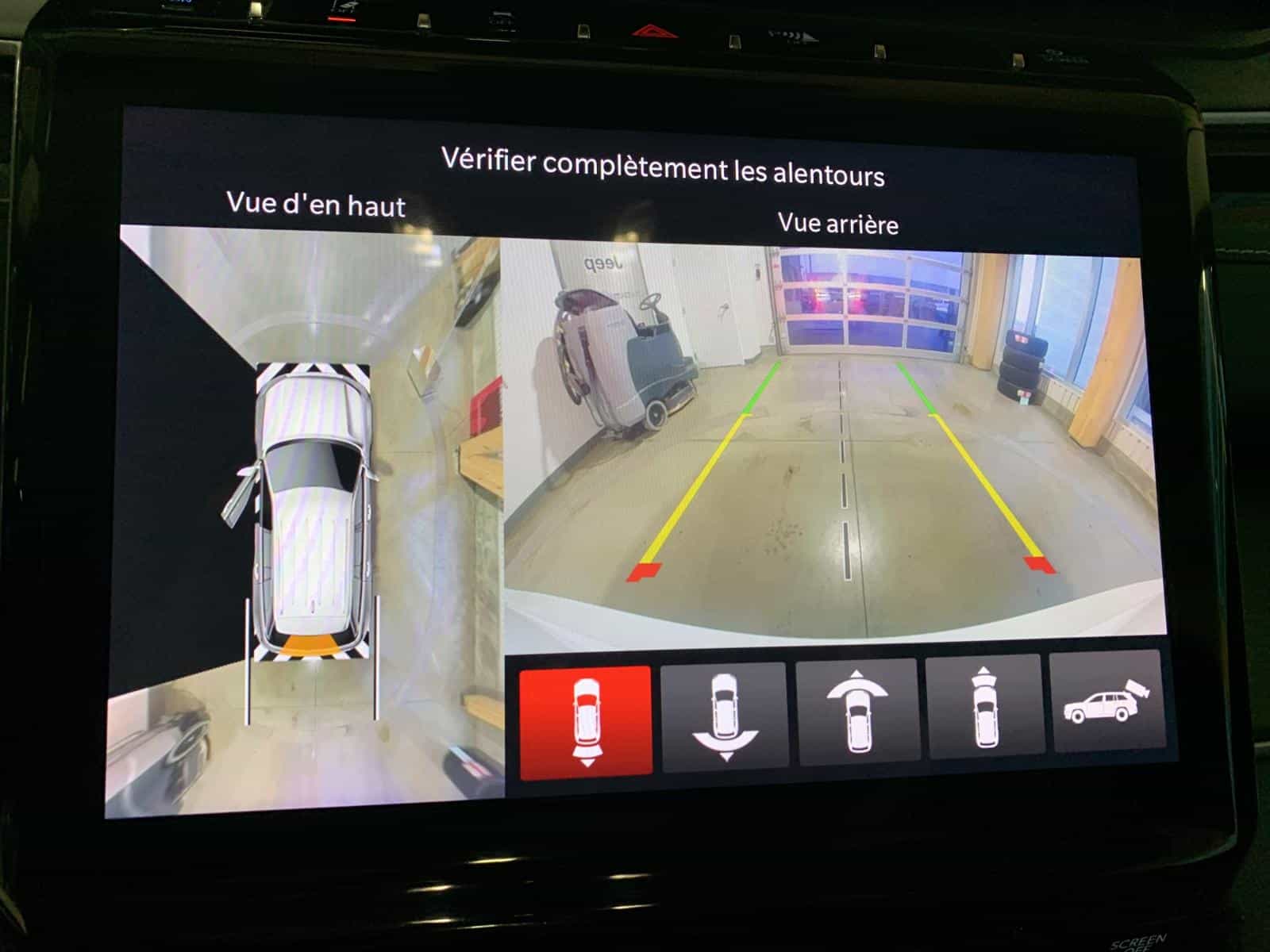 2022 Jeep Grand Cherokee Limited 4X Limited - Image 21