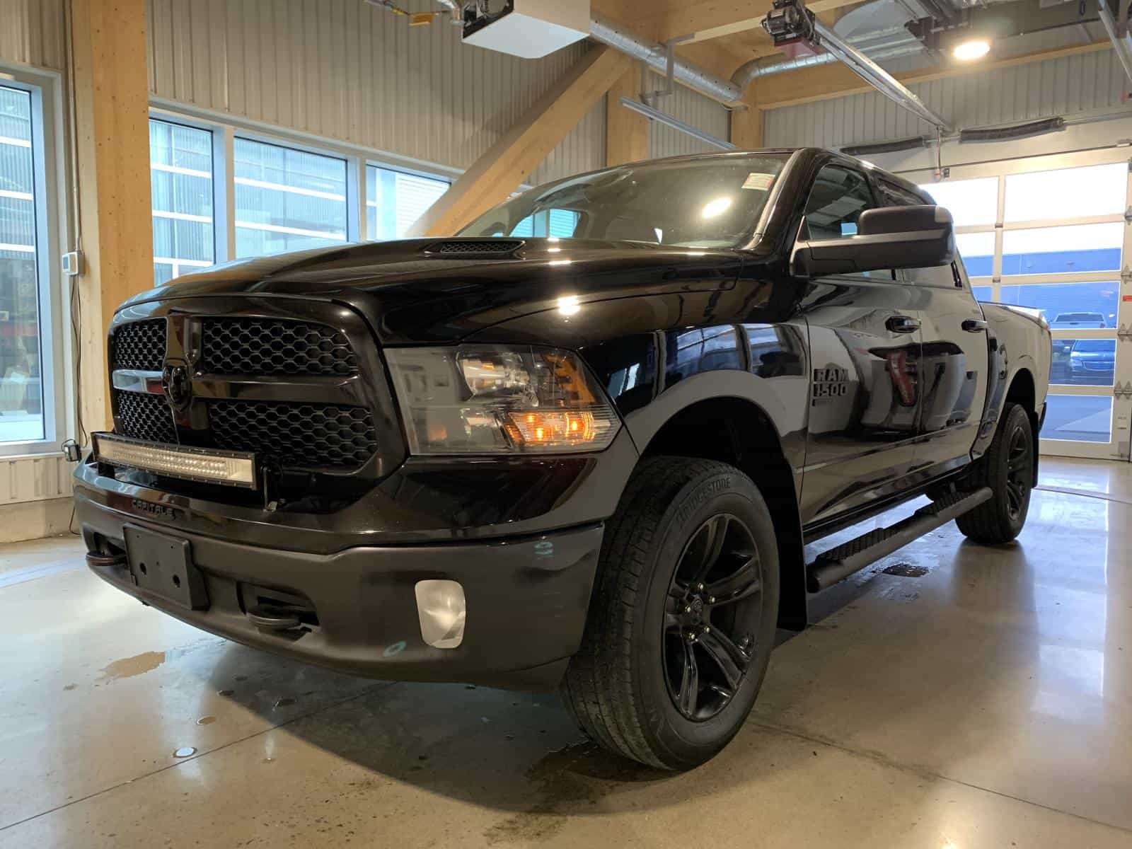 2021 RAM 1500 Classic Express - Image 1