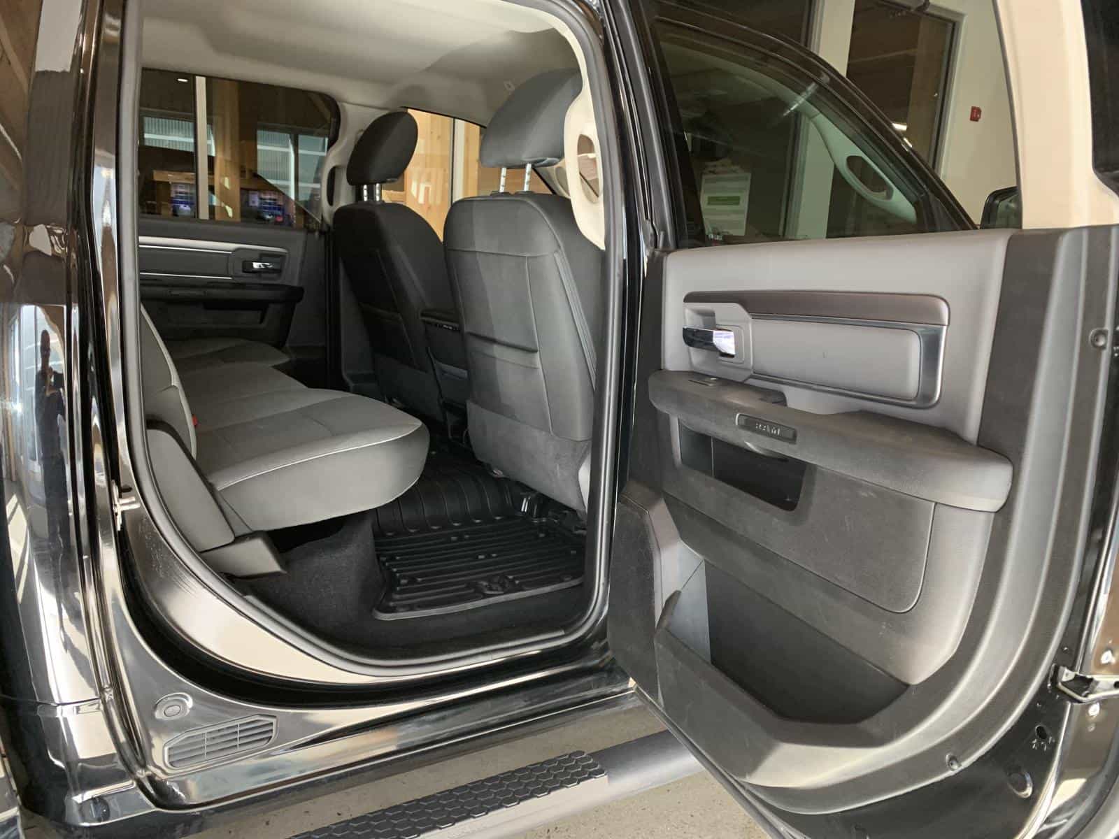 2021 RAM 1500 Classic Express - Image 9