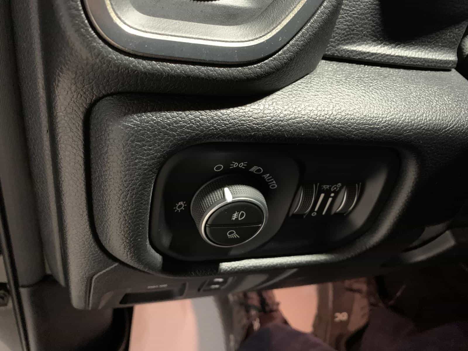 2019 RAM 1500 Rebel - Image 25