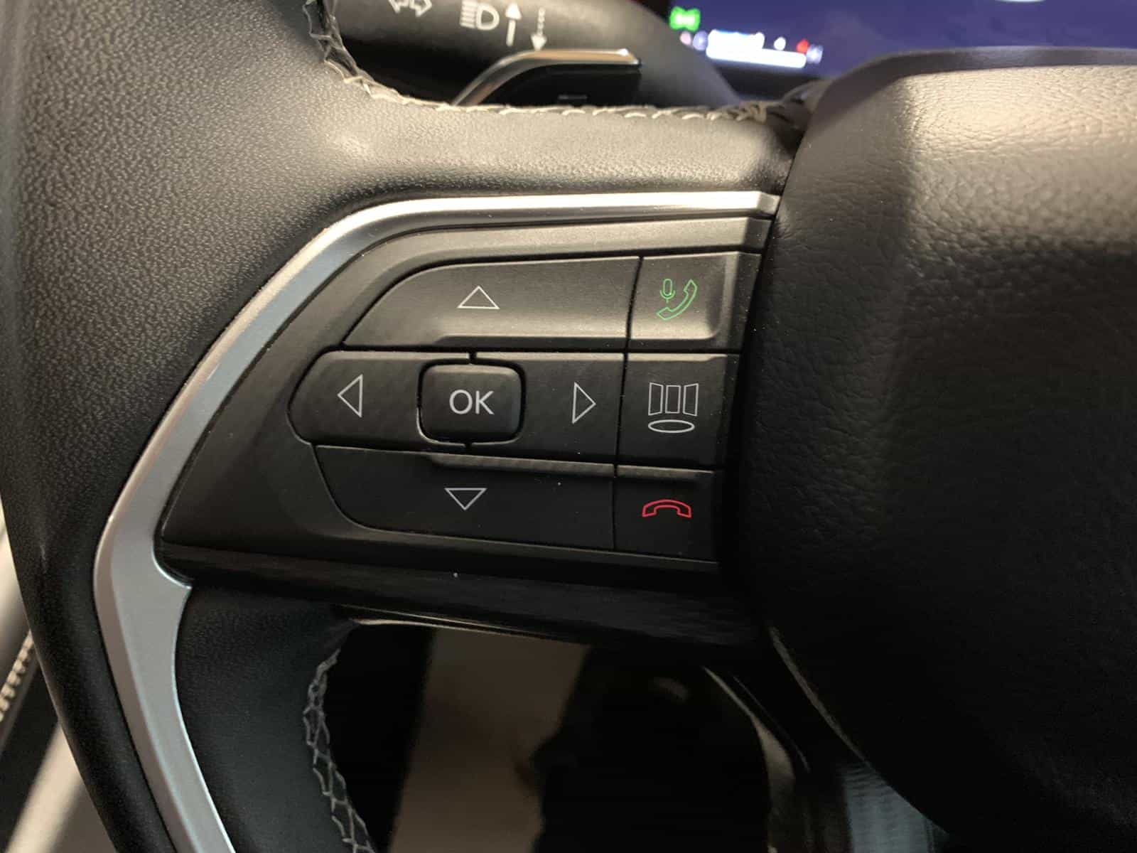 2023 Jeep GRAND CHEROKEE LAREDO Laredo - Image 19