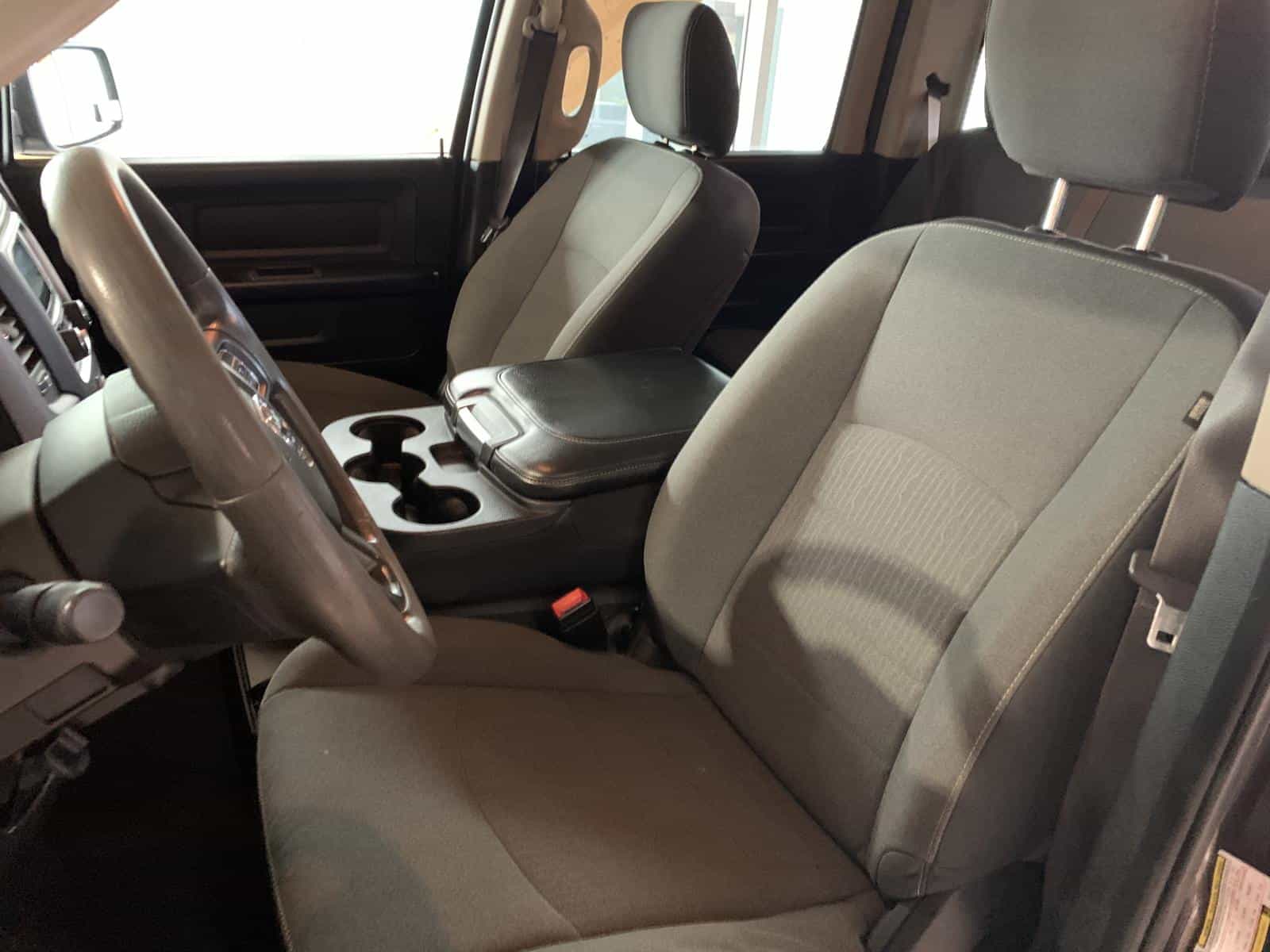 2022 RAM 1500 CLASSIC TRADESMAN Tradesman - Image 10