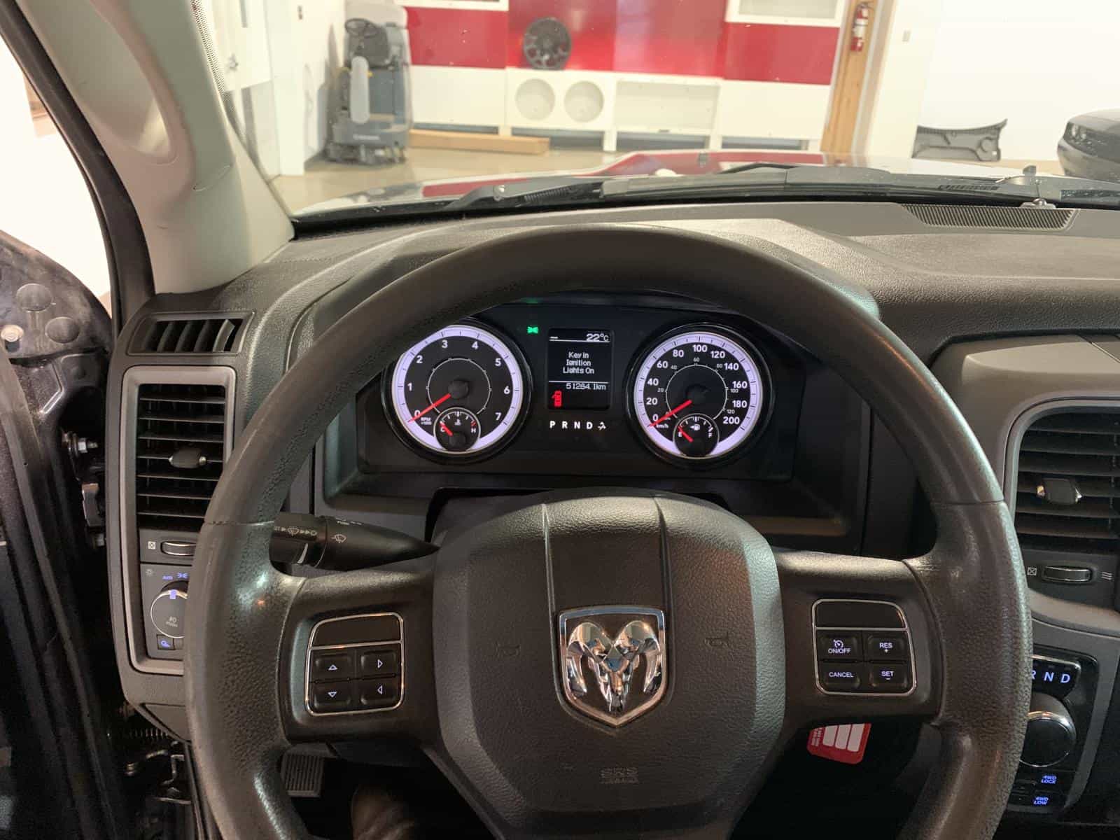 2022 RAM 1500 CLASSIC TRADESMAN Tradesman - Image 12