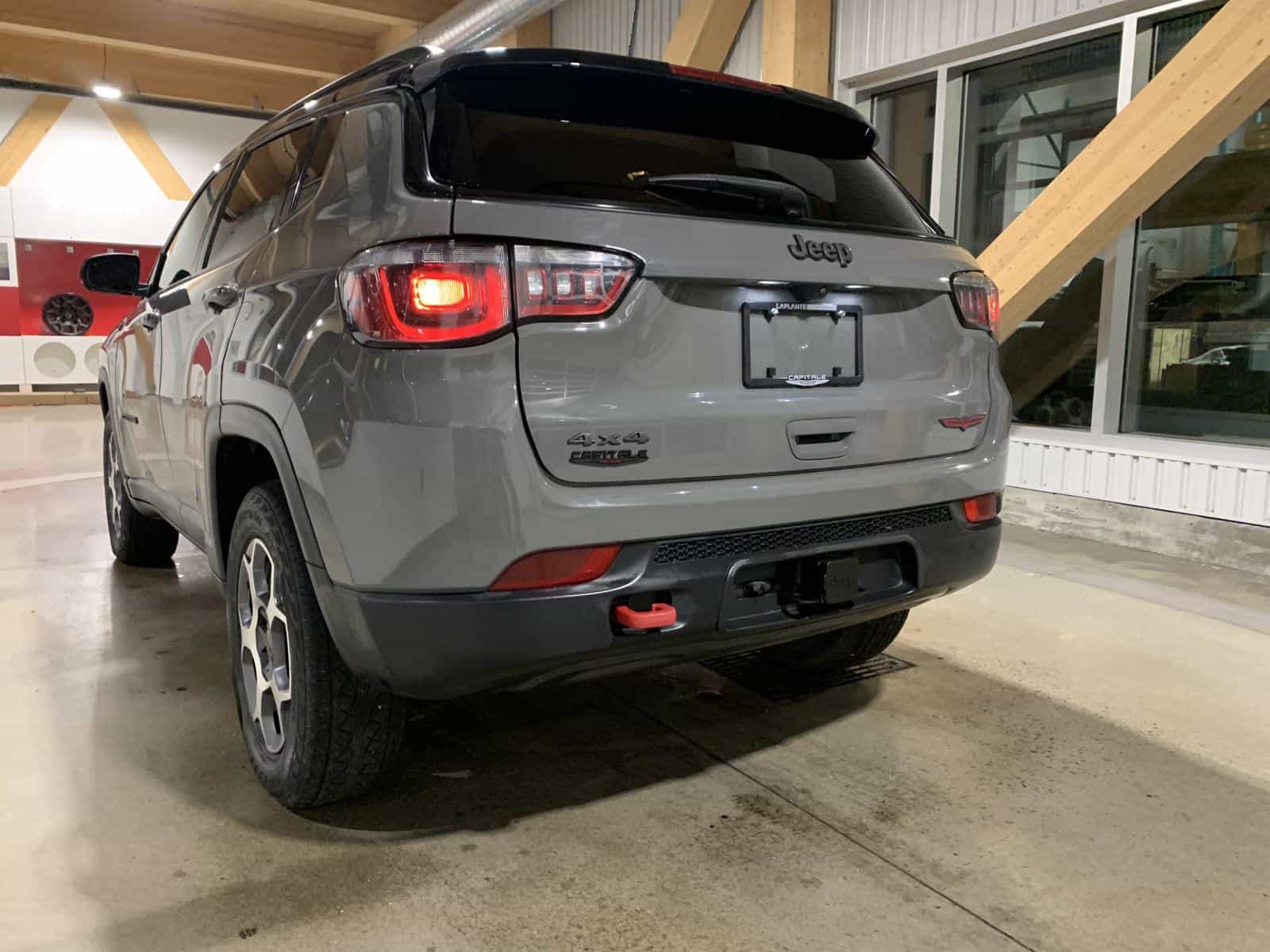 2022 Jeep Compass Trailhawk - Image 2