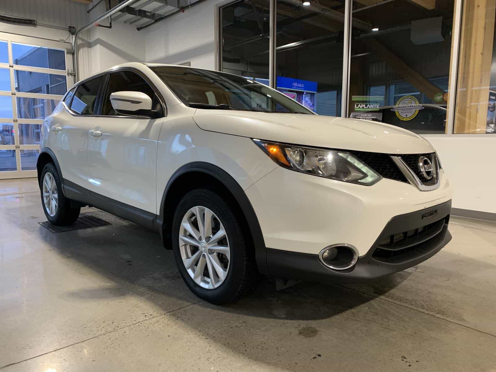 2017 Nissan Rogue Sport S/Sv/Sl SV - Image 4