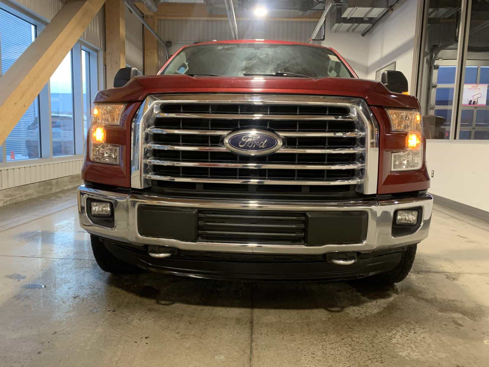 2015 Ford Super F-150 XLT - Image 5