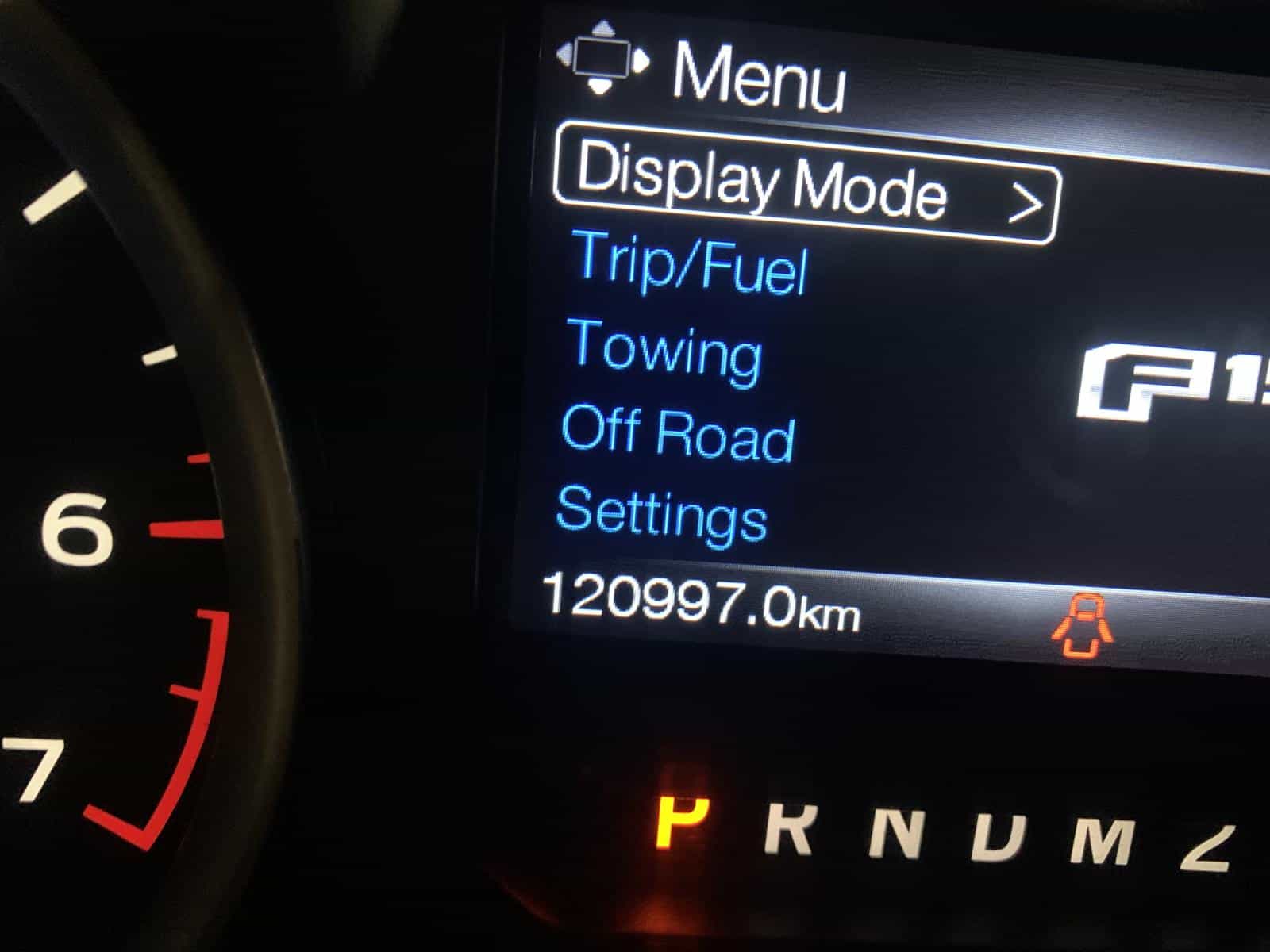 2015 Ford Super F-150 XLT - Image 14