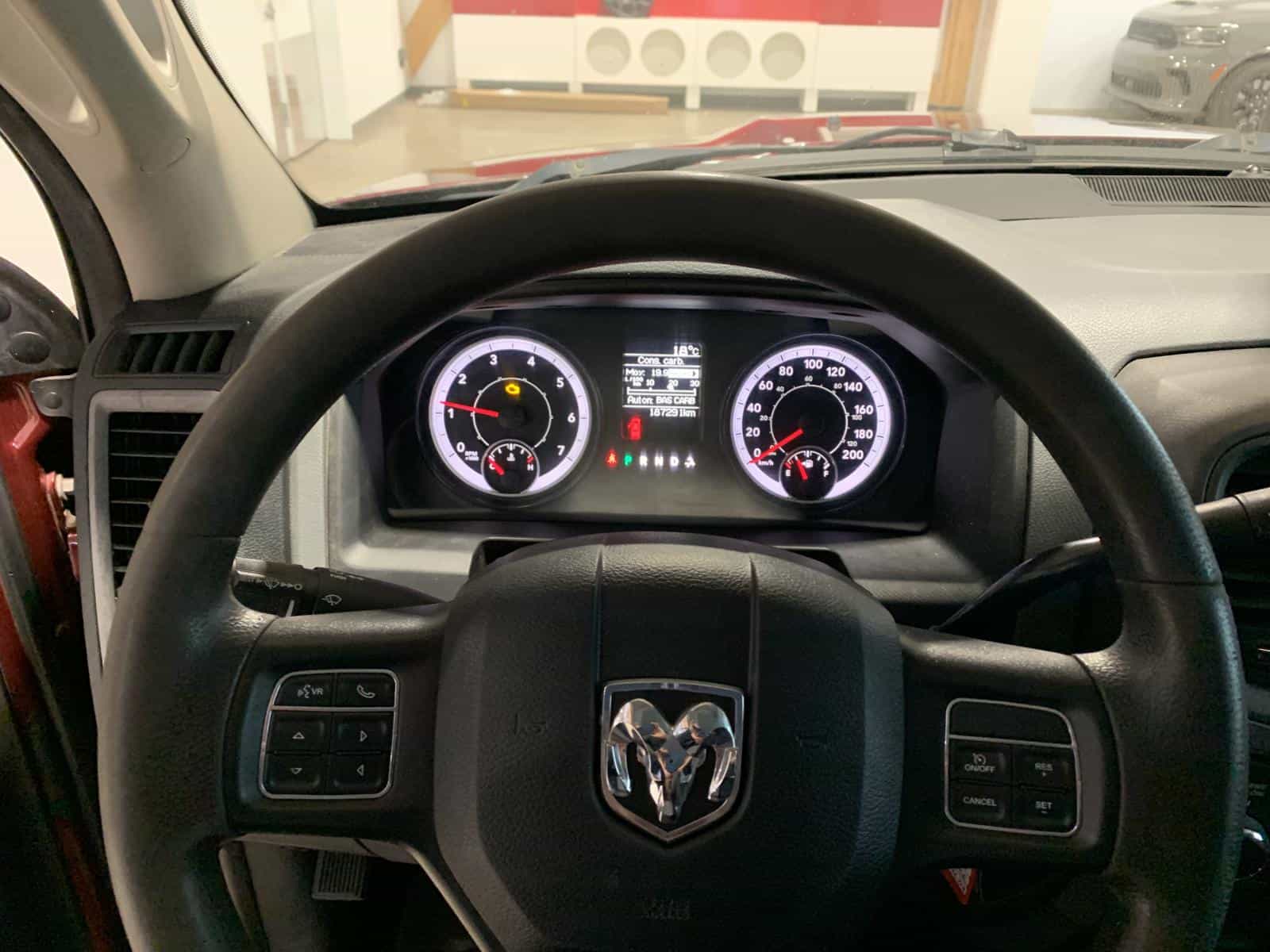 2018 RAM 1500 ST - Image 14