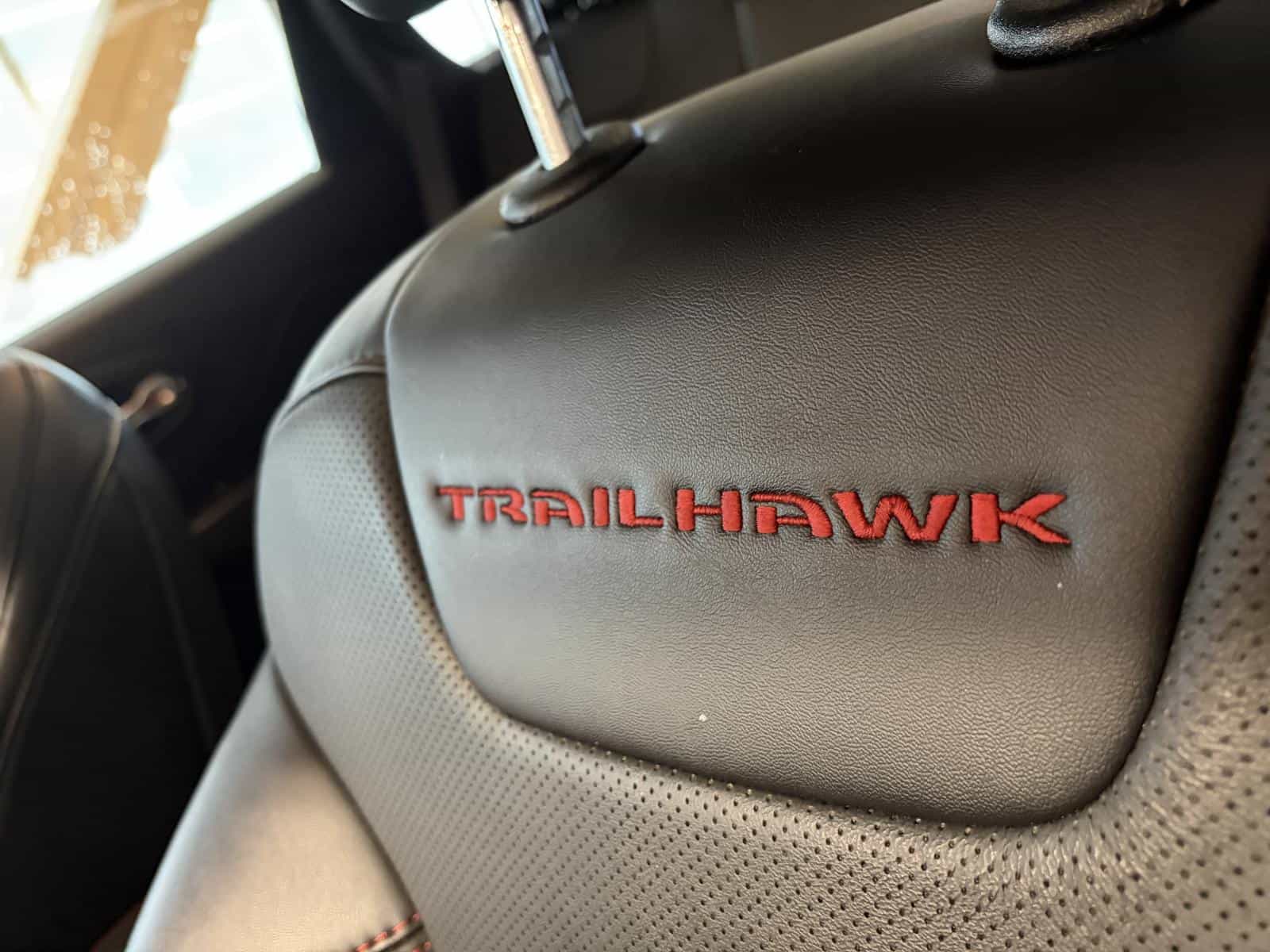 2022 Jeep CHEROKEE TRAILHAWK Trailhawk - Image 23