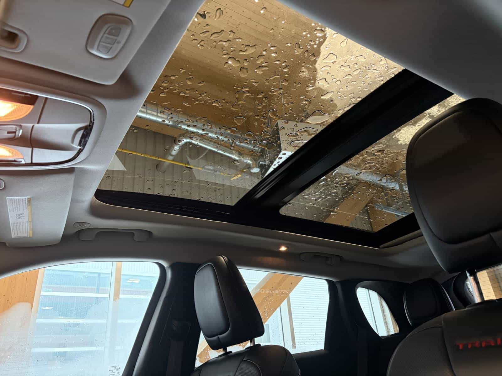 2022 Jeep CHEROKEE TRAILHAWK Trailhawk - Image 22