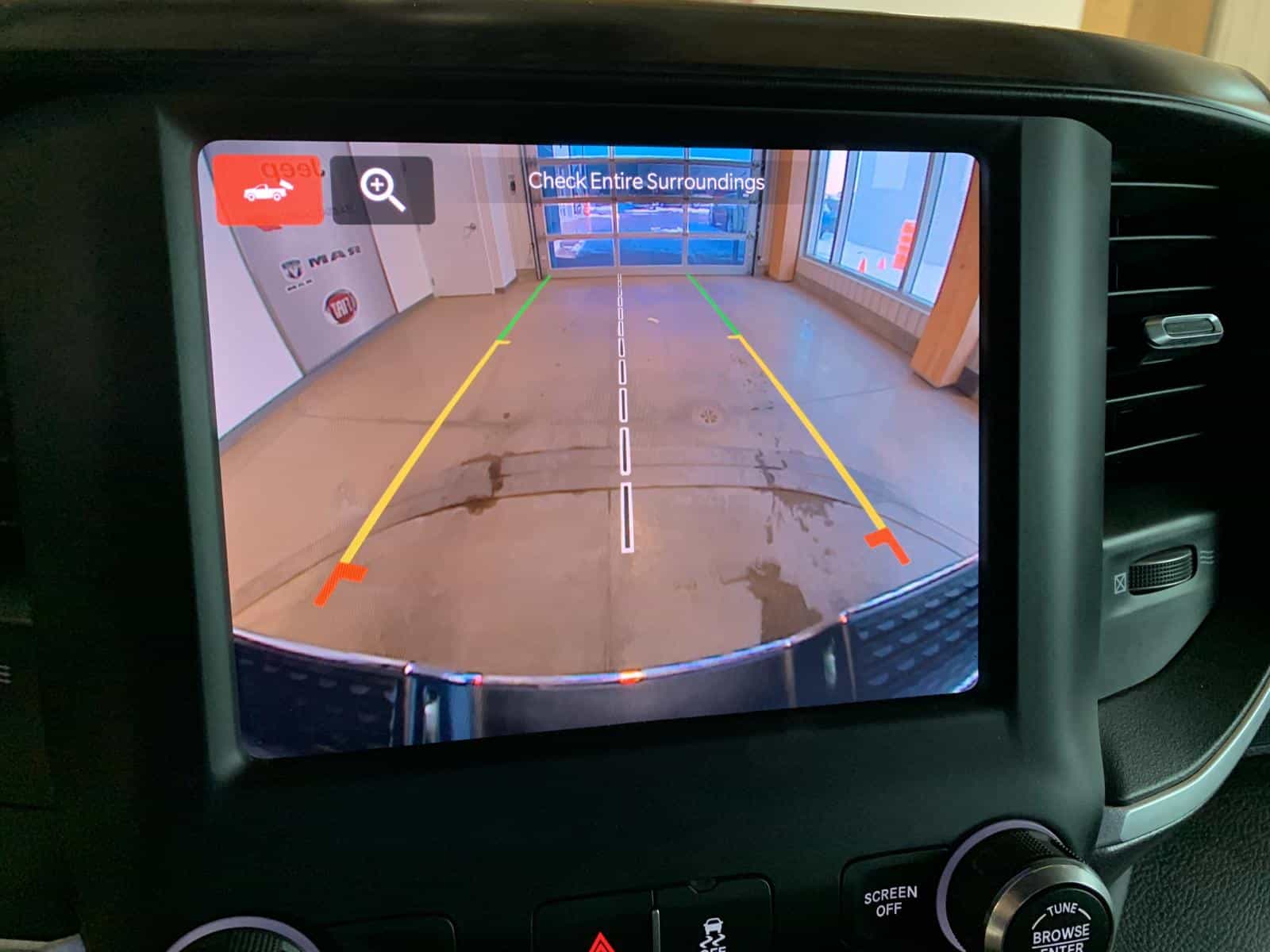 2024 RAM 3500 Big Horn - Image 17