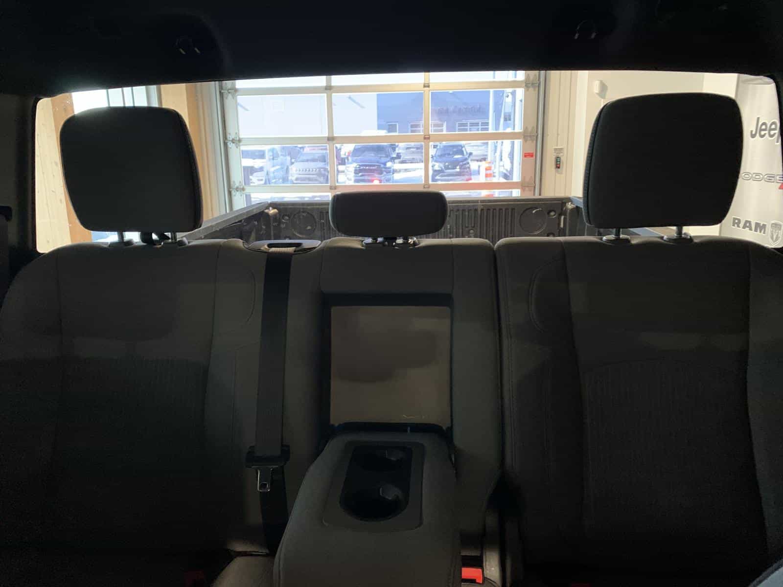 2024 RAM 3500 Big Horn - Image 25