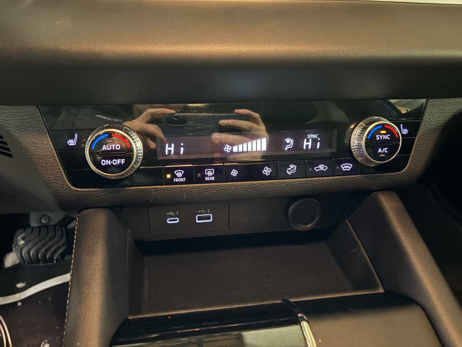 2024 Mitsubishi Outlander ES - Image 19