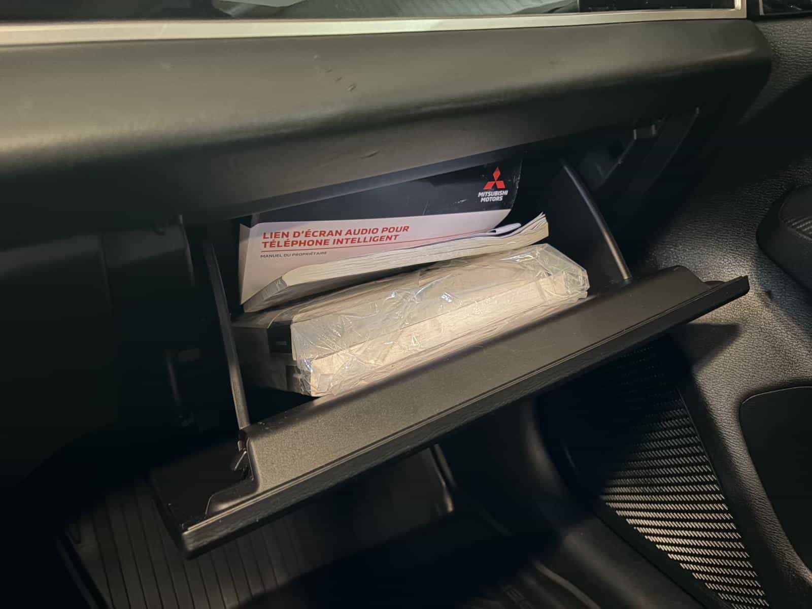 2024 Mitsubishi Outlander ES - Image 22