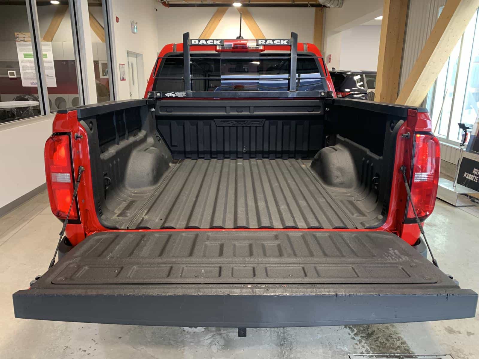 2018 Chevrolet Colorado ZR2 - Image 9