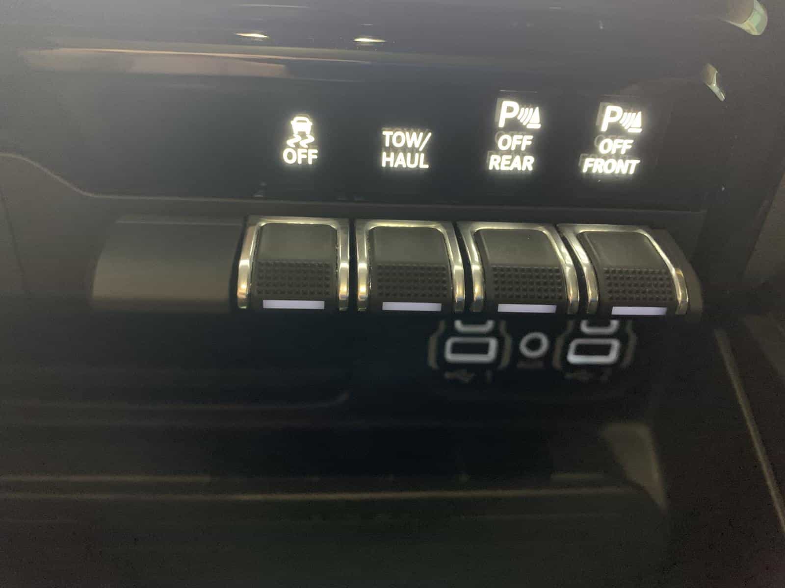 2023 RAM 1500 Rebel - Image 19