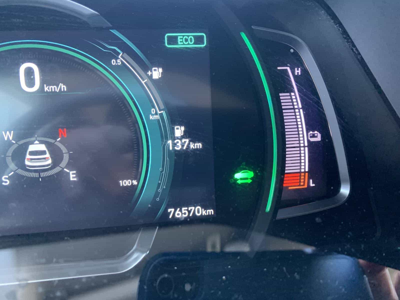 2021 Hyundai Iconiq Preferred - Image 3