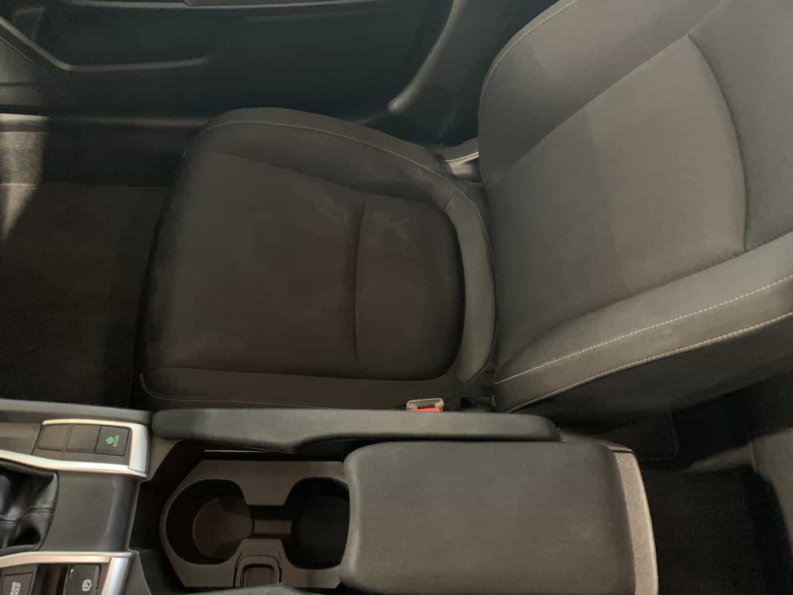 2017 Honda Civic DX - Image 25