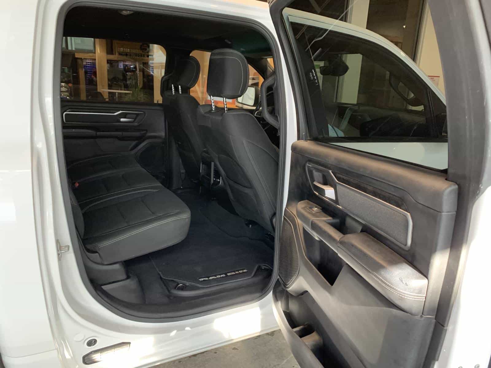 2019 RAM 1500 Big Horn - Image 10