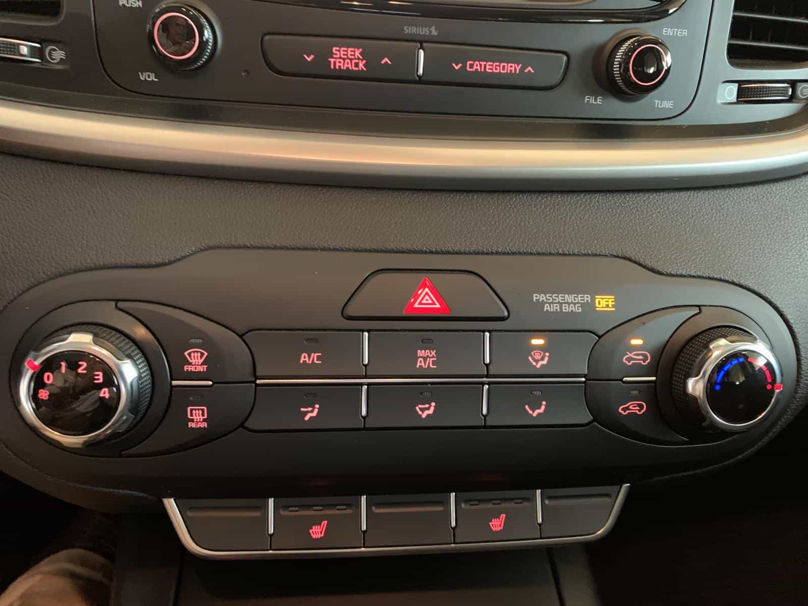 2018 Kia Sorento LX - Image 18