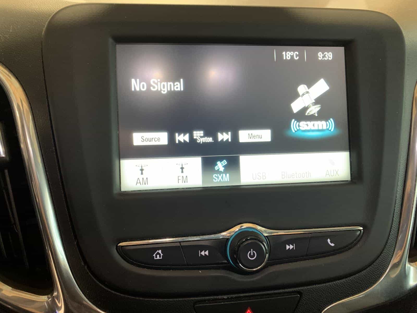 2018 Chevrolet EQUINOX LT LT - Image 16