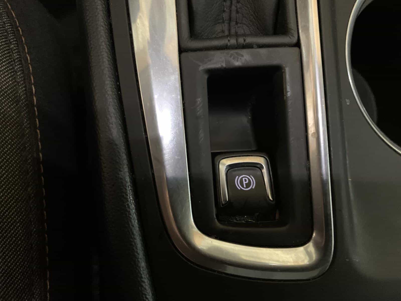 2018 Chevrolet EQUINOX LT LT - Image 19