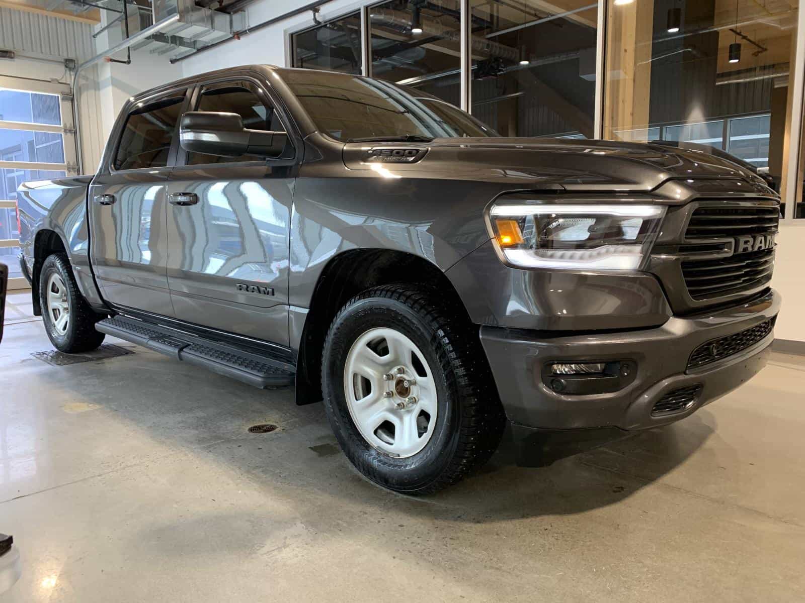 2022 RAM 1500 Sport - Image 5