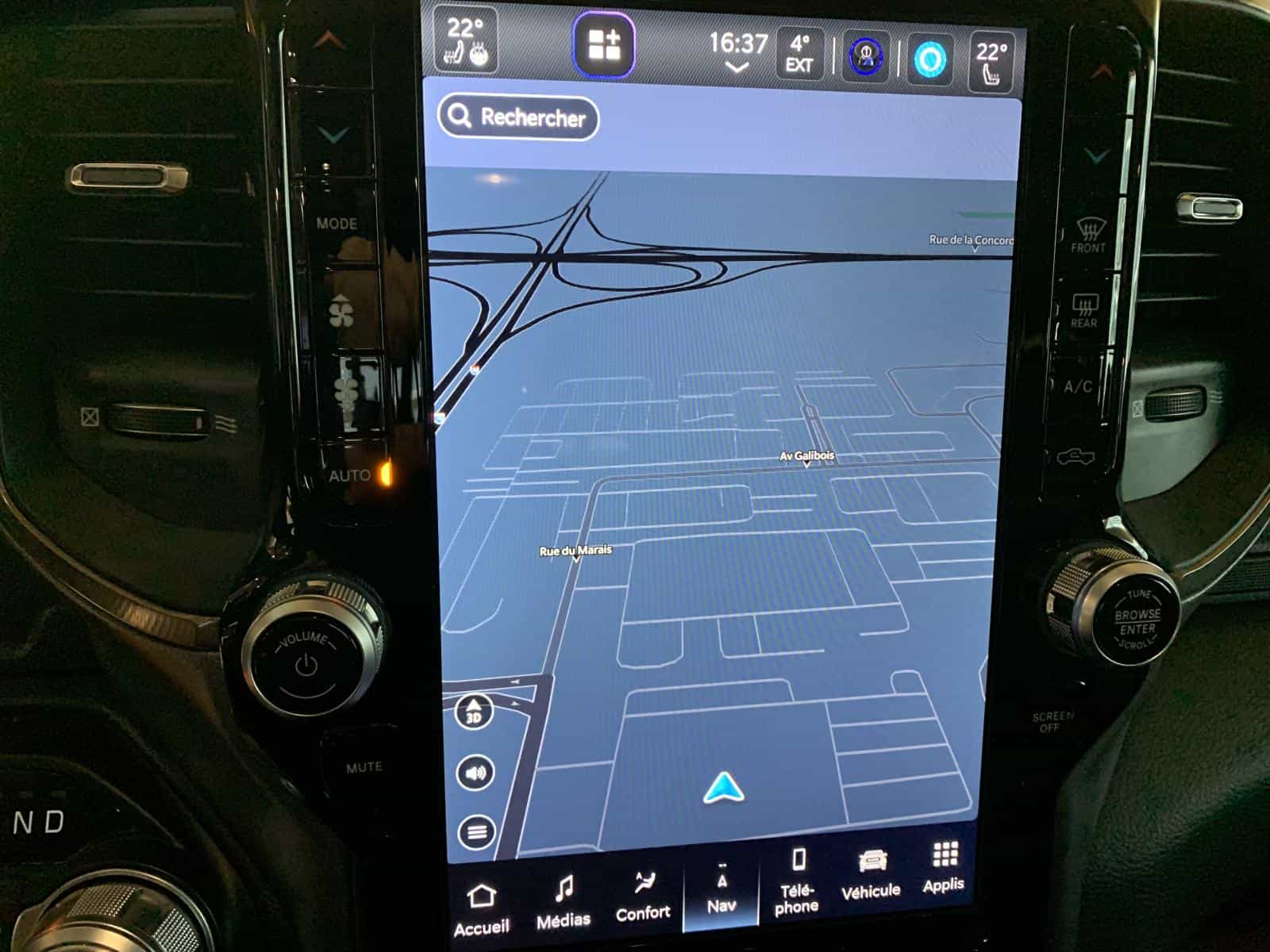 2022 RAM 1500 Sport - Image 19