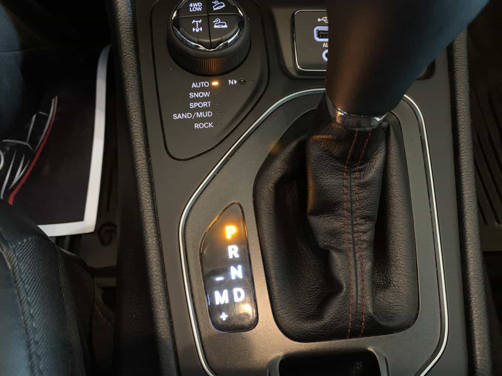 2021 Jeep Cherokee Trailhawk - Image 22