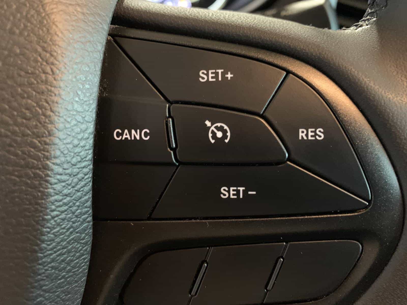 2021 Jeep Cherokee Trailhawk - Image 23