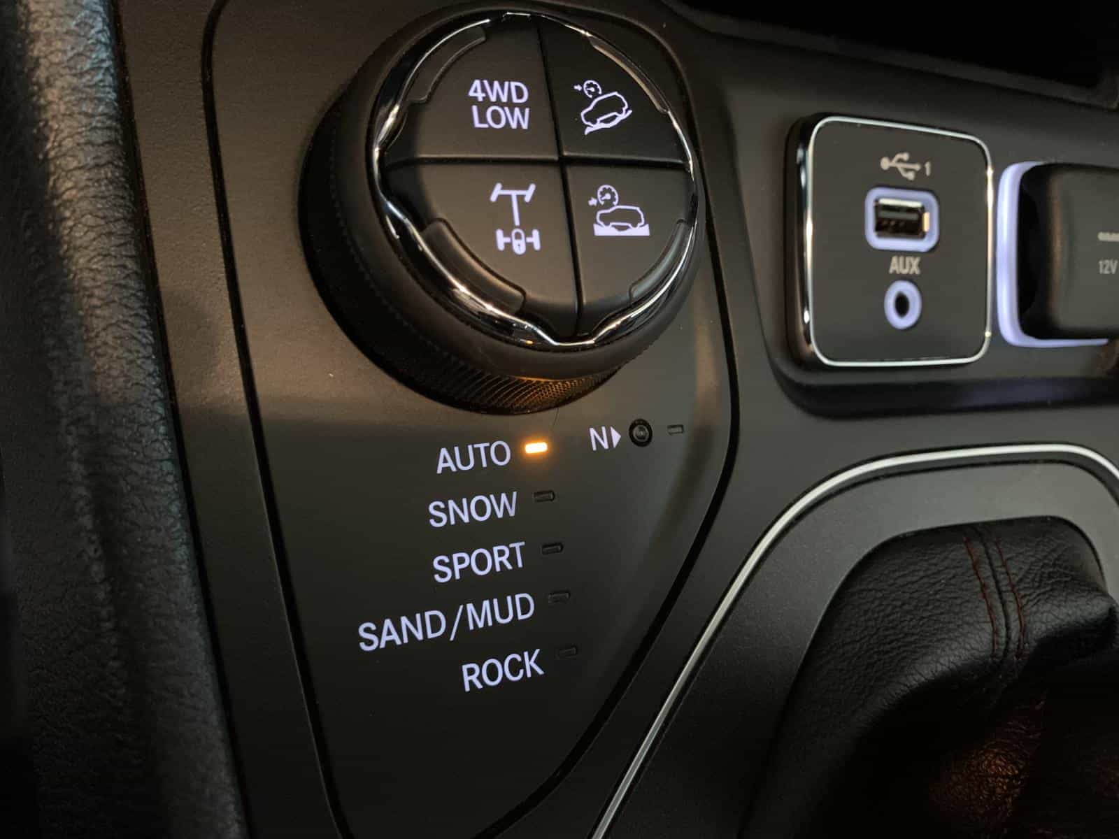 2021 Jeep Cherokee Trailhawk - Image 37