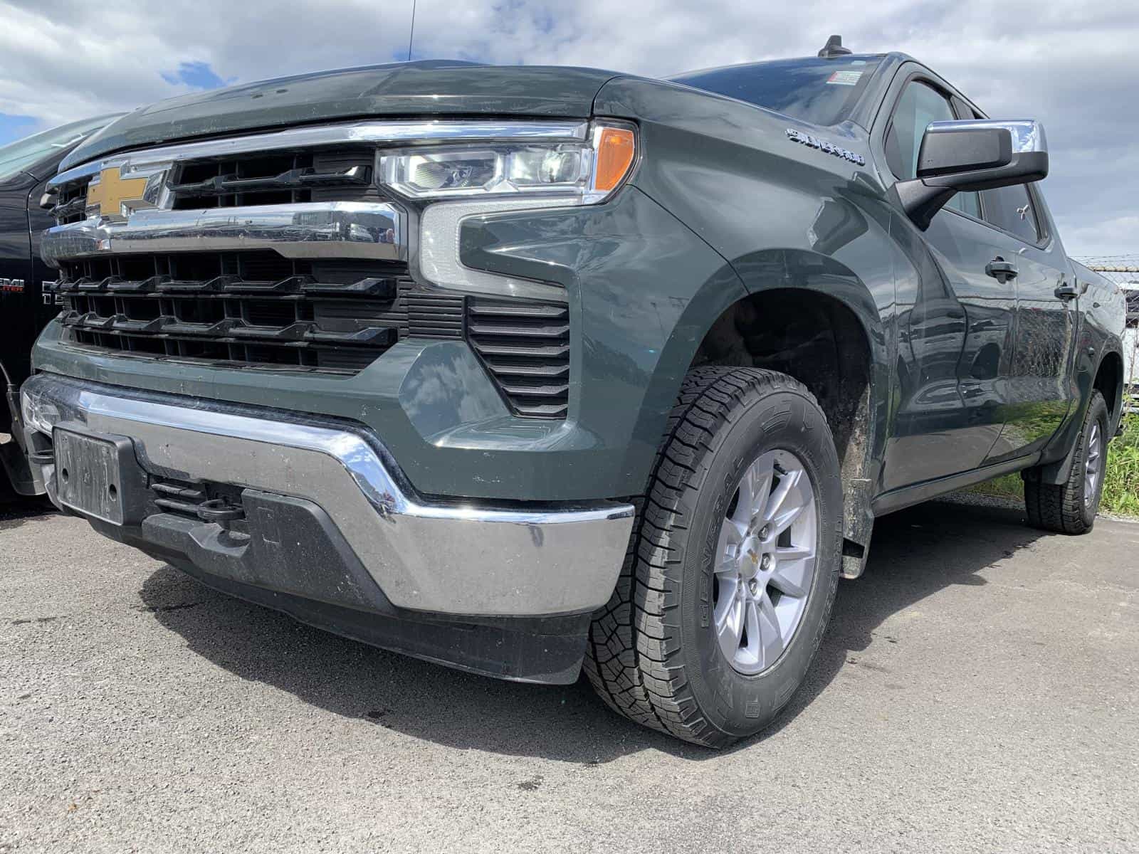 2025 Chevrolet Silverado LT - Image 1