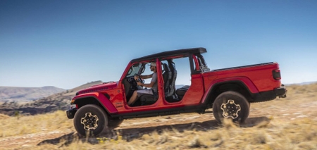 TOYOTA TACOMA 2019 VS JEEP GLADIATOR 2020 PRÈS DE RIMOUSKI